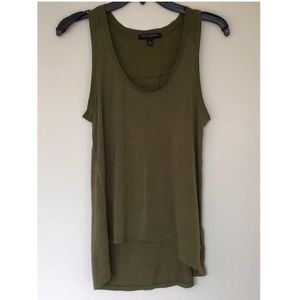 Banana Republic • High Low Scoop Neck Tank